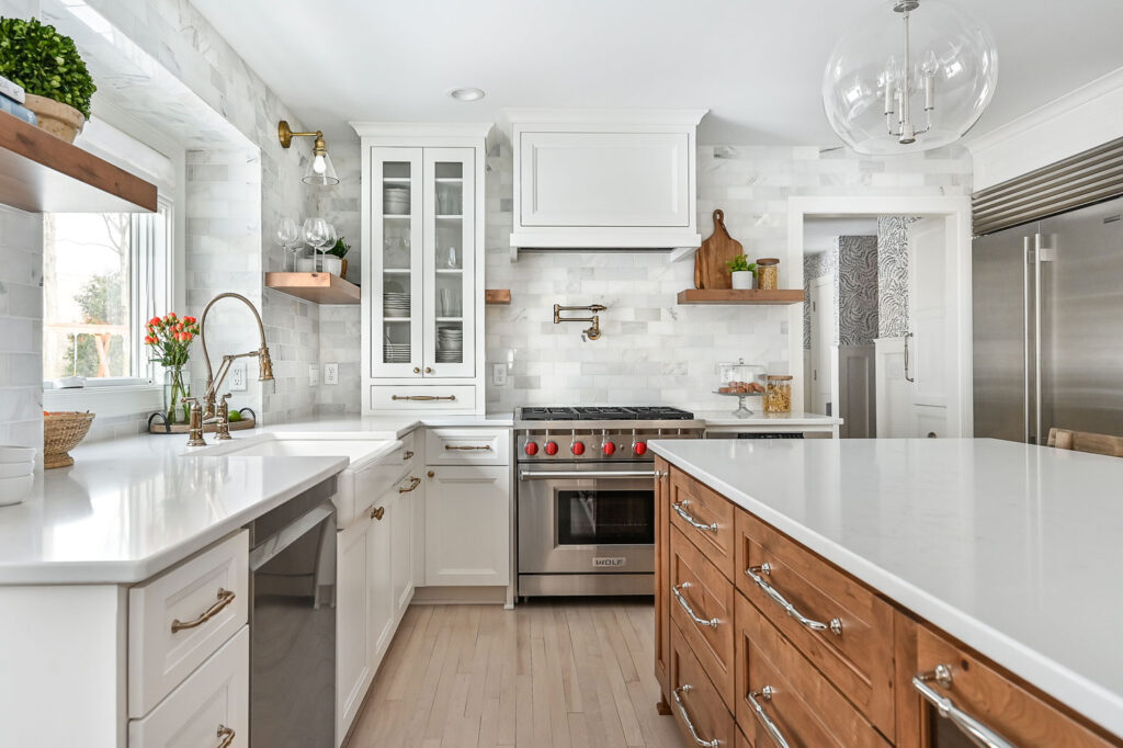 Kitchen cabinets in Dubai with custom design, durable wood, and elegant finishes.